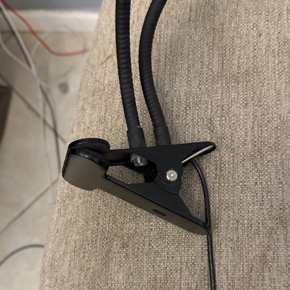 Adjustable LED Ring Light with Phone Clip - Picture 4 of 4